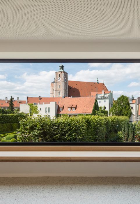 3163DEF7-0800-45AC-9E9C-46D6C81013C0_1_105_c