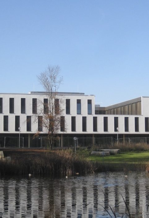 F63D886F-39A4-4624-B2D8-A358AFF822AC_1_201_a